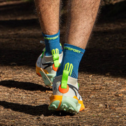 TRAIL ULTRA HIGH socks Blue/Yellow